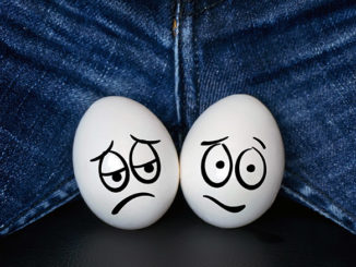 Hodenprobleme und Schmerzen am Hoden | © diy13 - stock.adobe.com