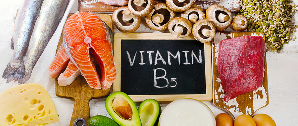 Vitamin B5 - Pantothensäure für den Mann als Nahrungsergänzung | © bit24 - stock.adobe.com